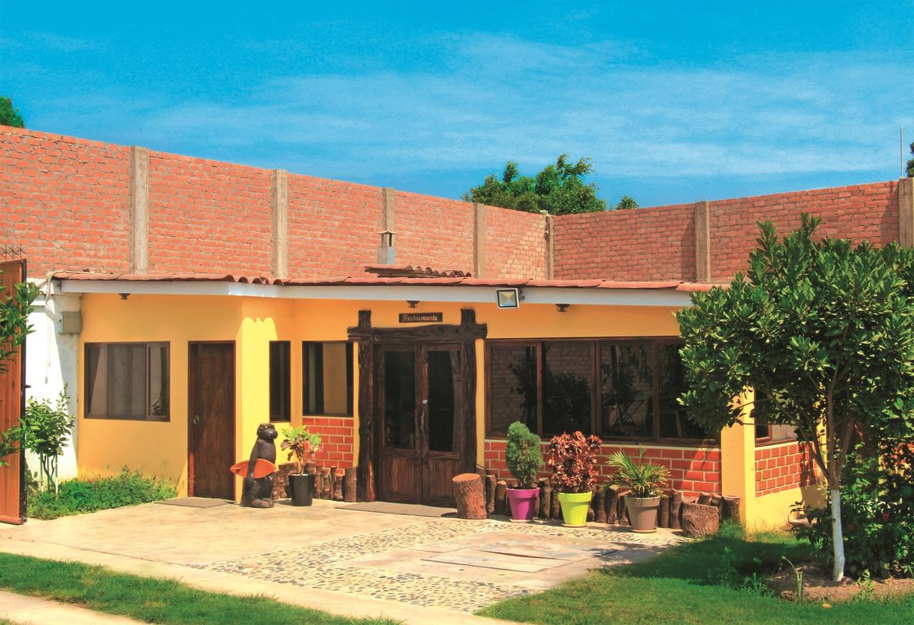 Hotel Villa Kitzia Huacho Esterno foto